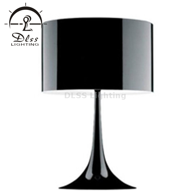 الإضاءة الداخلية الزخرفية تصاميم بسيطة أبيض / أسود مصباح طاولة الظل